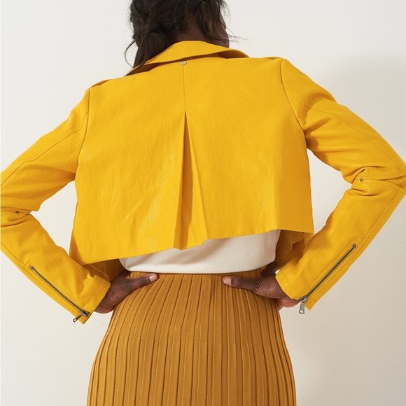 SØSKEN HARLEY DAFFODIL - FAUX LEATHER CROPPED MOTO JACKET - Picture 3 of 16